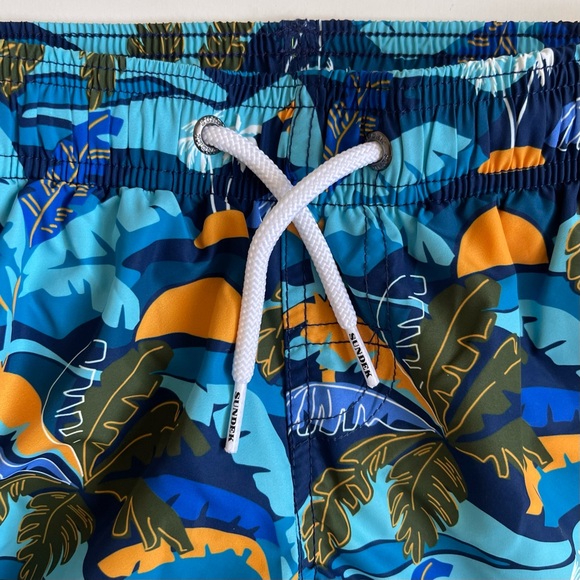 Sundek Boy’s Safari Print Board Shorts - Marine - Size 4 - Picture 2 of 12